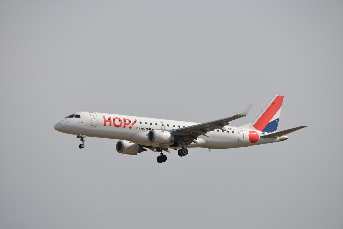 Embraer ERJ-190STD 190-100 - A5 HOP HOP! opby RAE Regional CAE - 19000298 - F-HBLI - 22.07.2019 - FRA