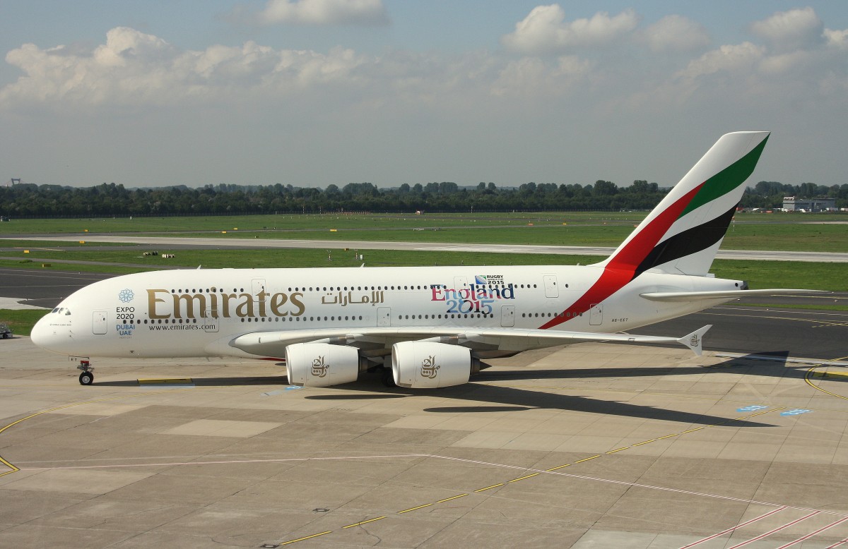 Emirates, A6-EET (c/n 0142), Airbus A 380-861, 09.09.2015, DUS-EDDL, Düsseldorf, Germany (Rugby Word Cup England 2015) 