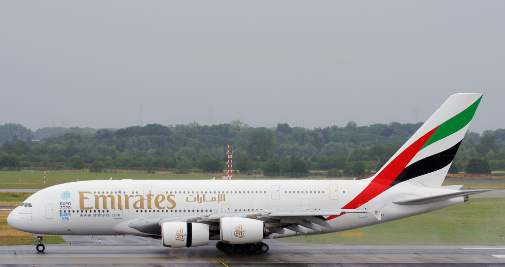 Emirates  Airbus A380-861  A6-EEC  EDDL-DUS,  12.07.2015
