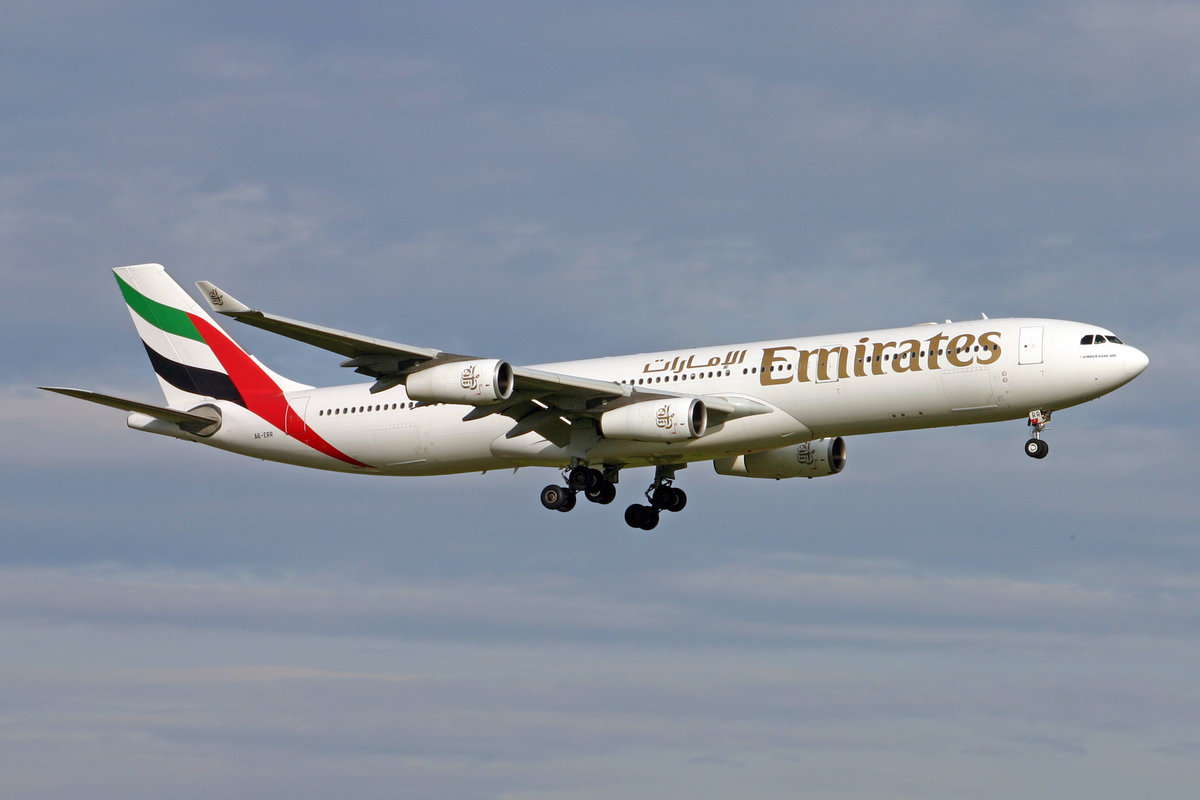 Emirates Airlines, A6-ERR, Airbus A340-313X, msn: 202, 10.November 2008, ZRH Zürich, Switzerland.