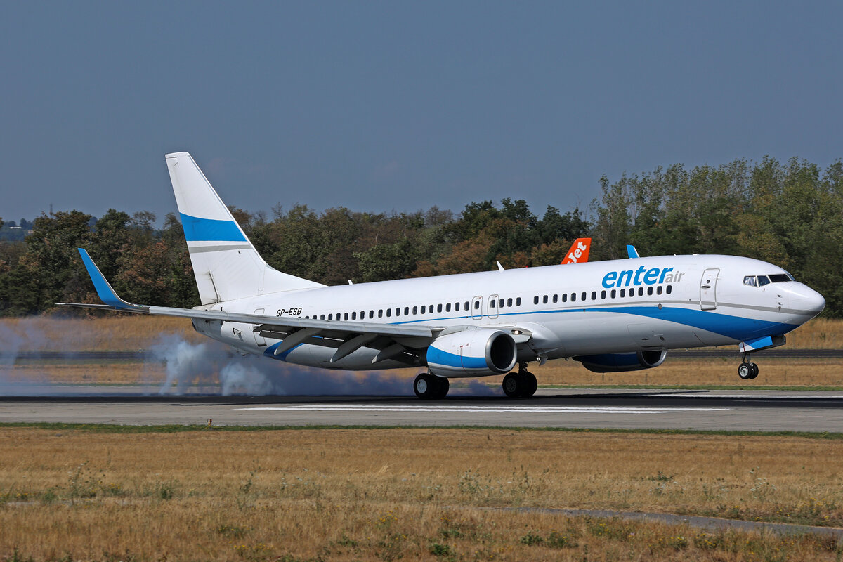 Enter Air, SP-ESB, Boeing B737-8Q8, msn: 30692/1410, 29.Juli 2026, BSL Basel - M�hlhausen, Switzerland.