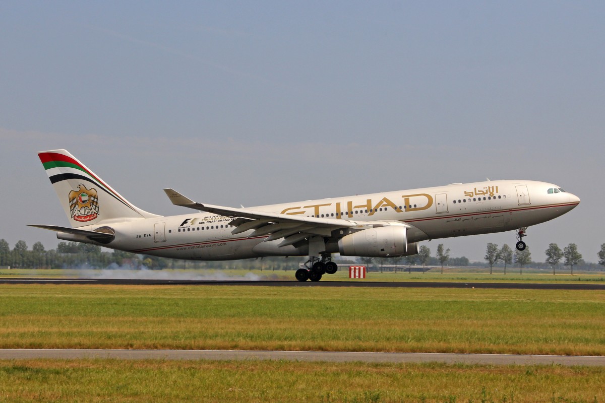 Etihad Airlines, A6-EYG, Airbus A330-243, 4.Juli 2015, AMS  Amsterdam, Netherlands.