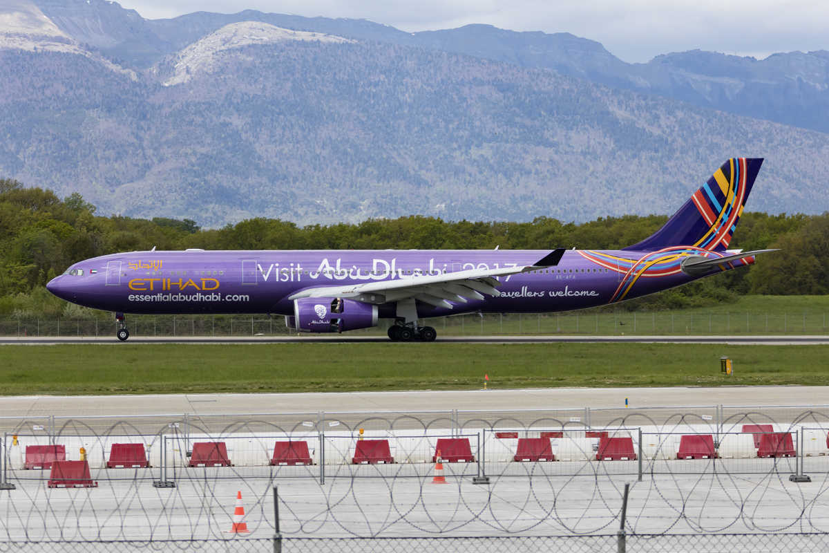 Etihad Airways, A6-AFA, Airbus, A330-343X, 17.04.2017, GVA, Geneve, Switzerland




