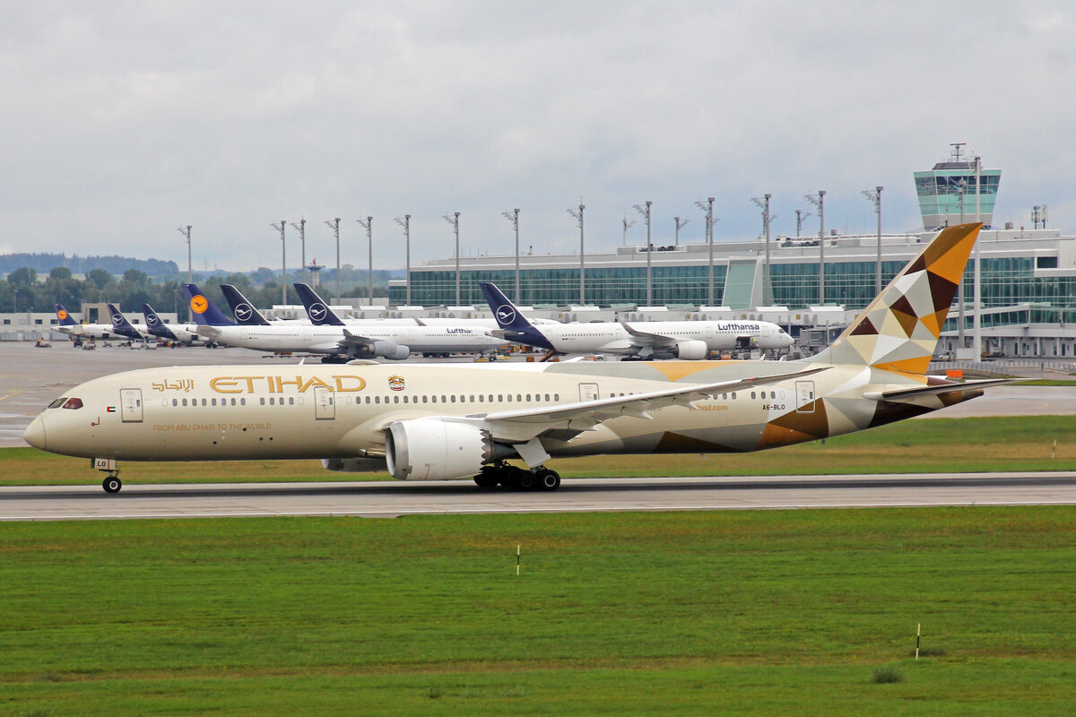 Etihad Airways, A6-BLO, Boeing B787-9, msn: 39660/578,  11.September 2022, MUC München, Germany.