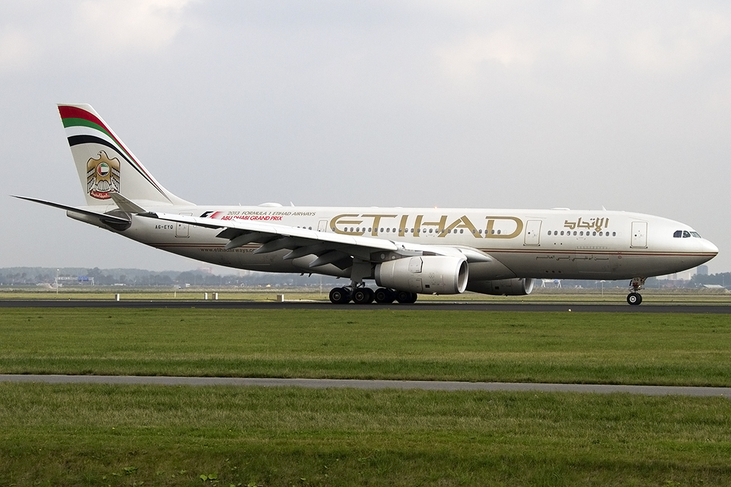 Etihad Airways, A6-EYQ, Airbus, A330-243, 07.10.2013, AMS, Amsterdam, Netherlands 




