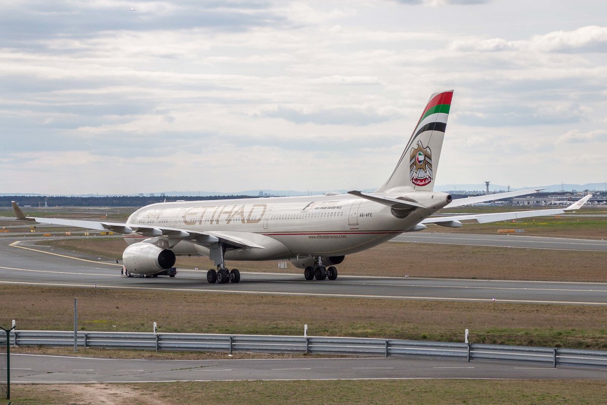 Etihad Airways (EY-ETD), A6-AFE, Airbus, A 330-343 (F1-GP Abu Dhabi '17 - Sticker), 11.04.2017, FRA-EDDF, Frankfurt, Germany