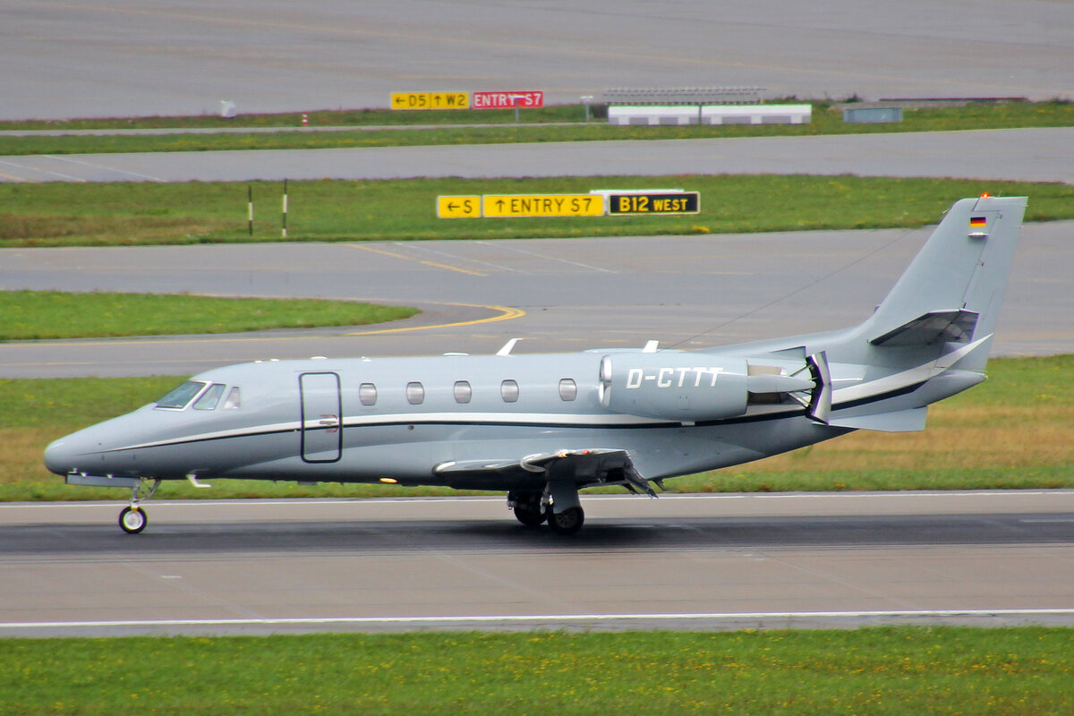 Euro Link GmbH, D-CTTT, Cessna 560XL Citation XLS, msn: 560-5573, 11.September 2022, MUC München, Germany.