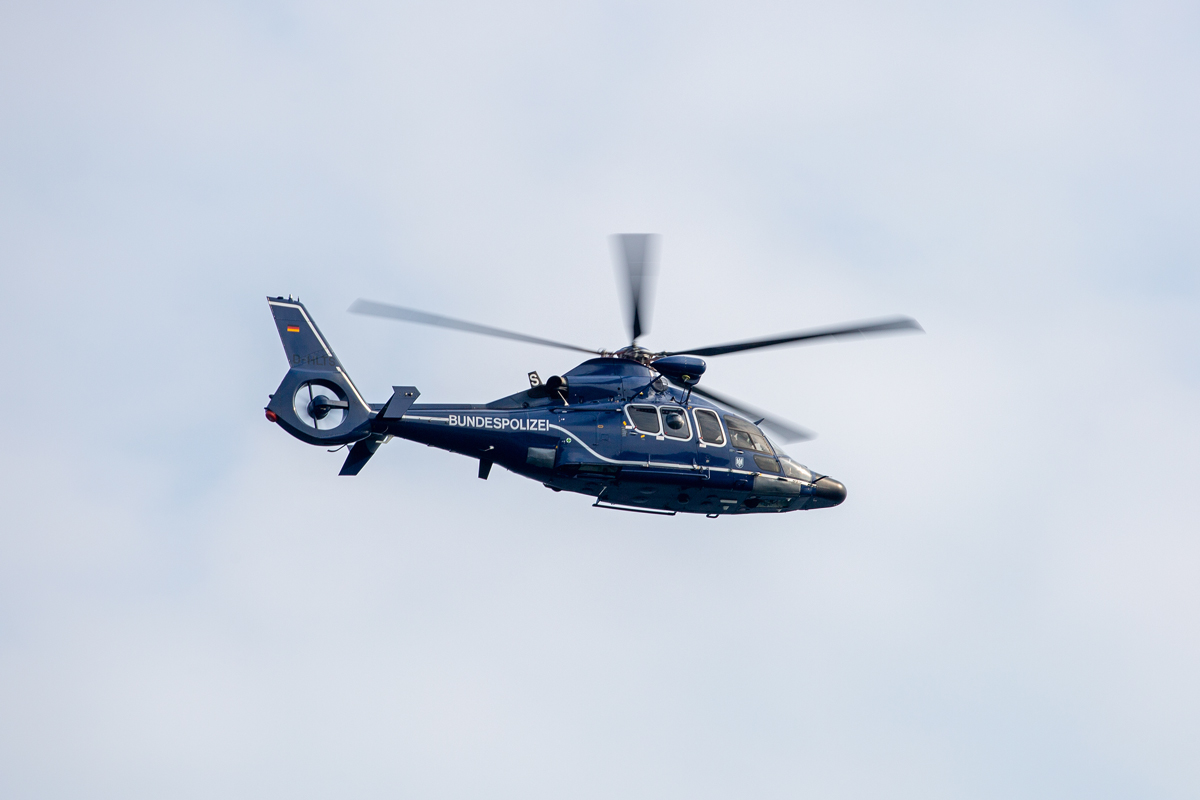 Eurocopter EC 155 B1 (D-HLTS) über der Prorer Wiek. - 28.04.2021