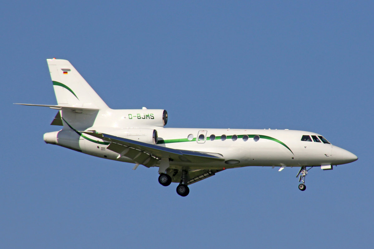 European Air Transport GmbH, D-BJMS, Dassault Falcon 50EX, msn: 347, 22.April 2020, ZRH Zürich, Switzerland.