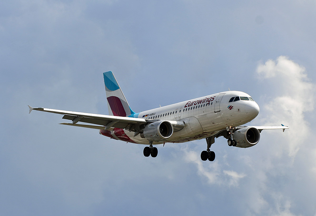 Eurowings, Airbus A 319-112, D-ABGJ, TXL, 10.08.2019