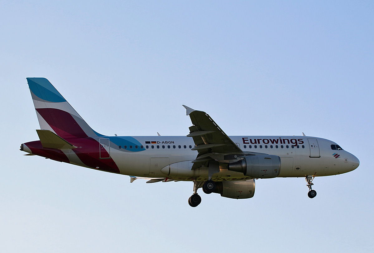 Eurowings, Airbus A 319-112, D-ANGN, TXL, 12.10.2019