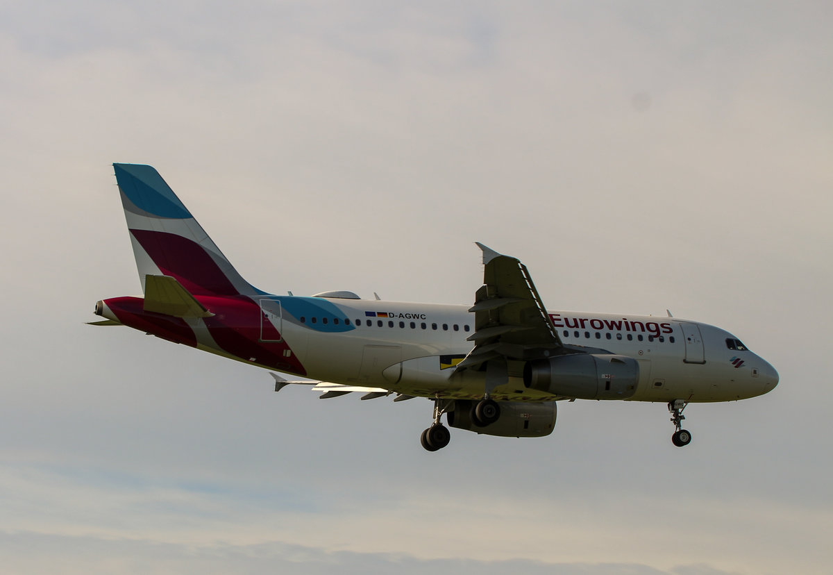 Eurowings, Airbus A 319-132, D-AGWC, TXL, 10.08.2019