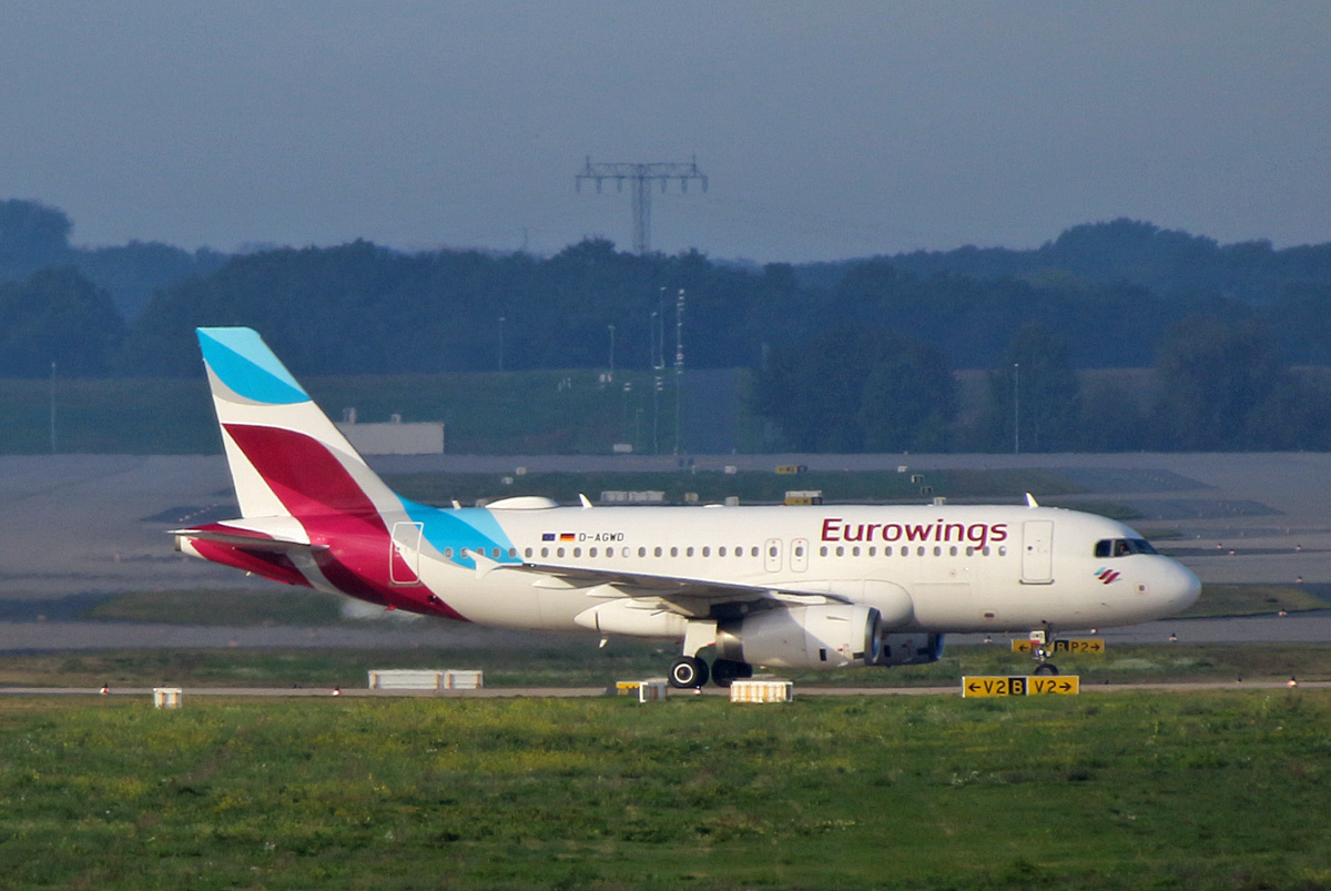 Eurowings, Airbus A 319-132, D-AGWD, BER, 08.10.2022