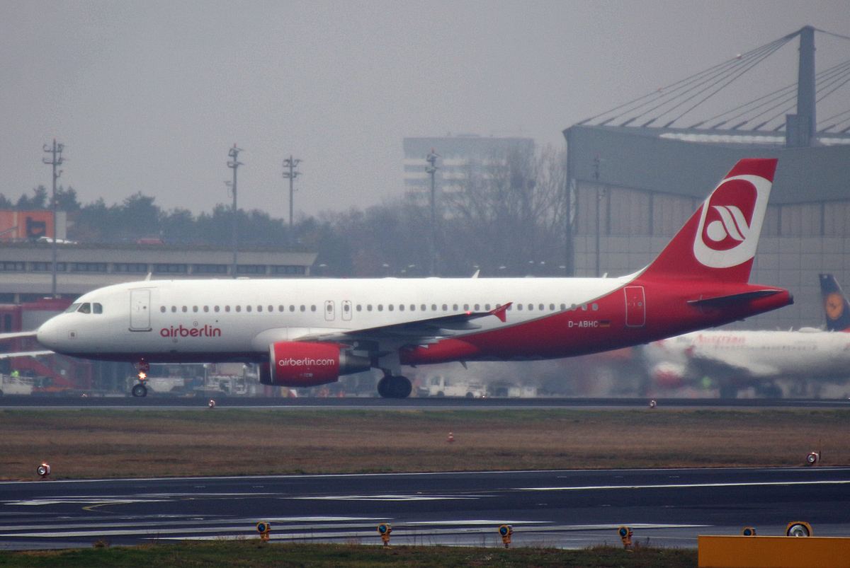 Eurowings, Airbus A 320-214, D-ABHC, TXL, 11.11.2018