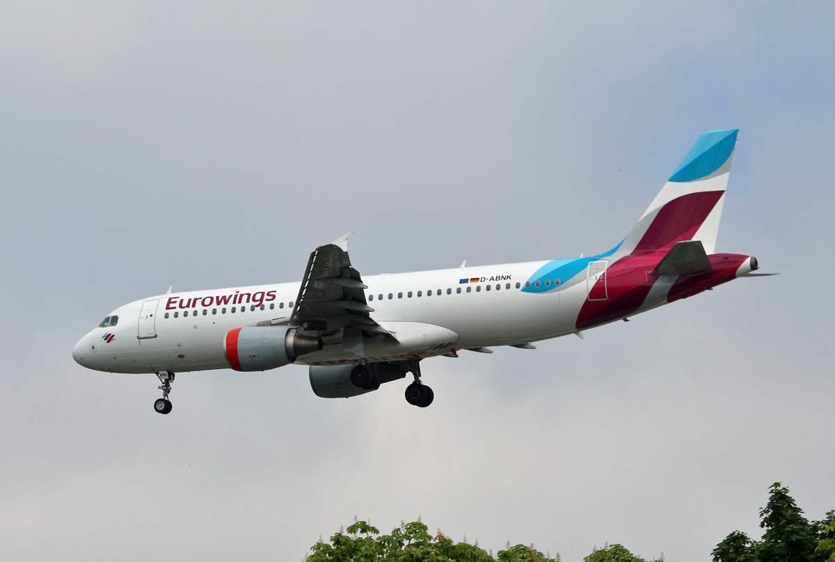 Eurowings, Airbus A 320-214, D-ABNK, TXL, 26.05.2017