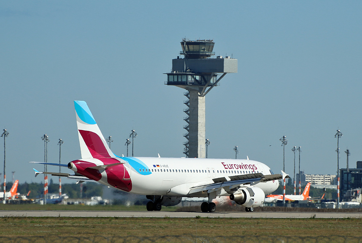 Eurowings, Airbus A 320-214, D-AEUE, BER, 02.09.2022
