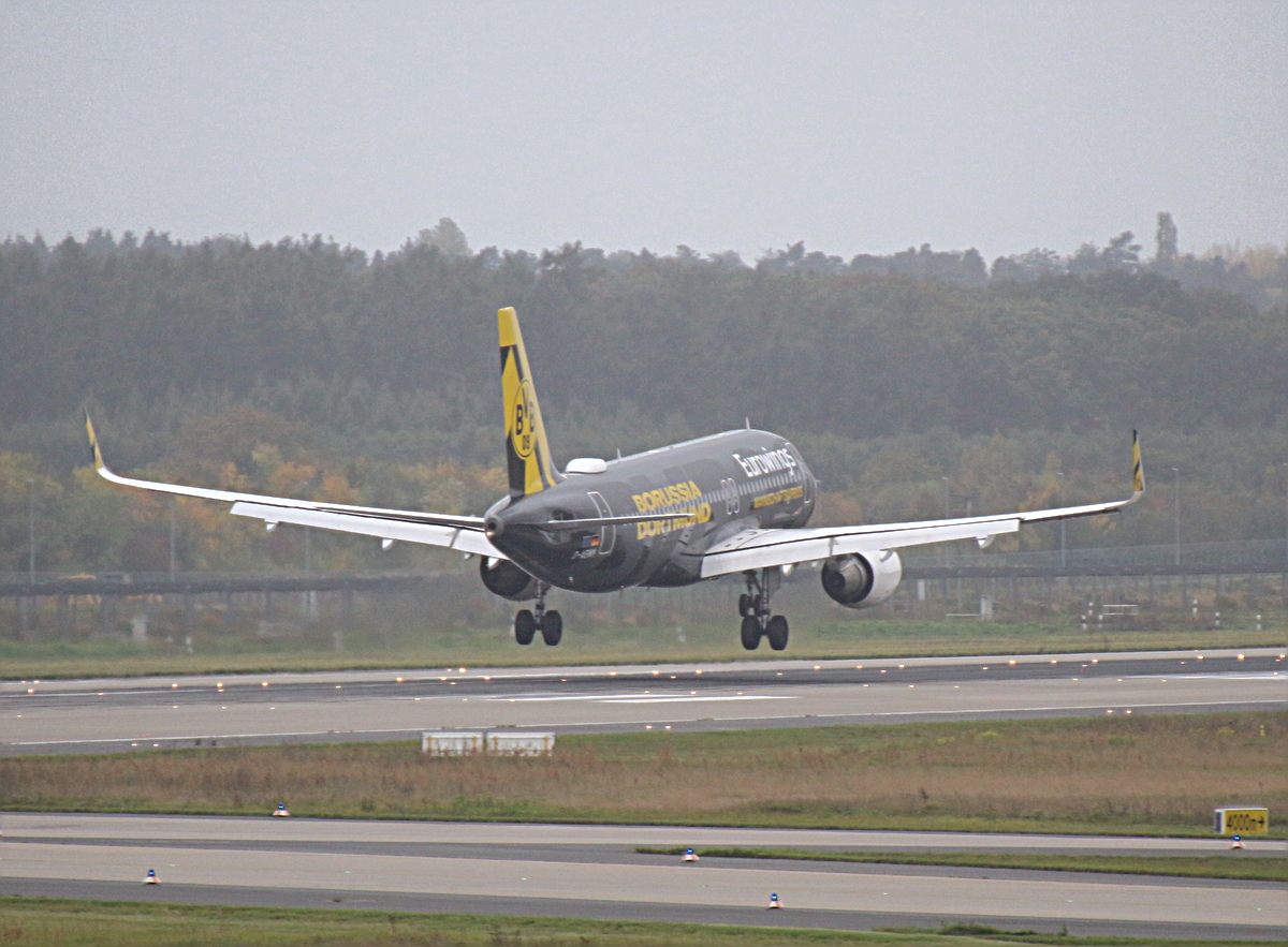 Eurowings, Airbus A 320-214, D-AEWM, BER, 10.10.2025