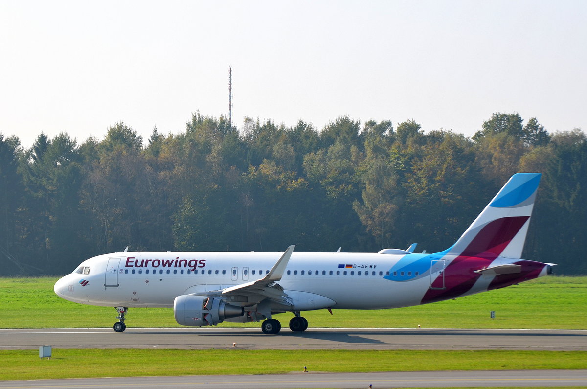 Eurowings Airbus A320 D-AEWV nach der Landung auf dem Airport Hamburg Helmut Schmidt am 15.10.17