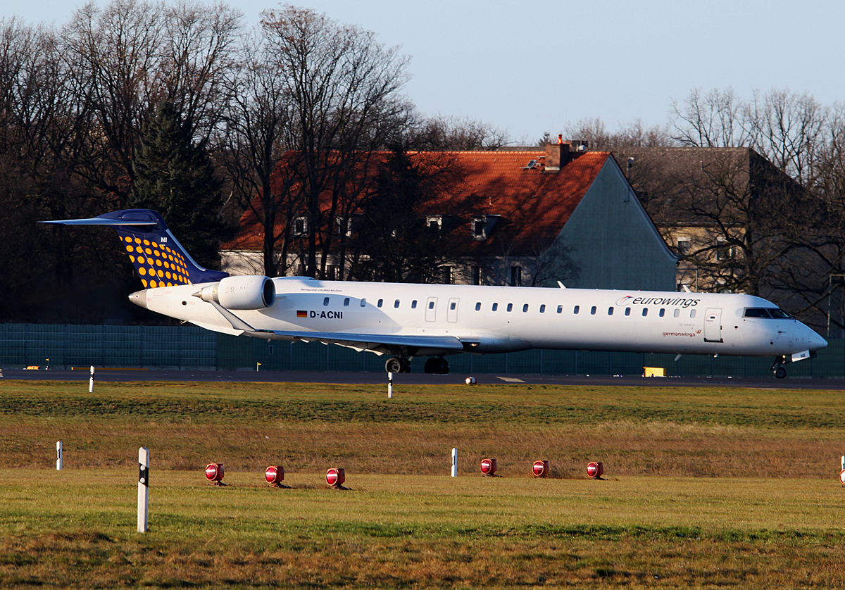 Eurowings CRJ900NG D-ACNI kurz vor dem Start in Berlin-Tegel am 08.02.2015