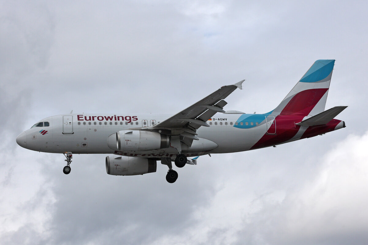 Eurowings, D-AGWV, Airbus A319-132, msn: 5467, 03.Juli 2023, LHR London Heathrow, United Kingdom.