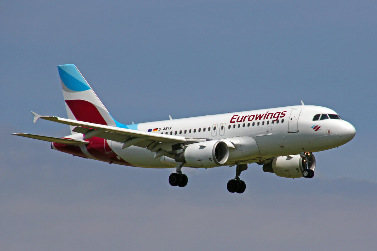 Eurowings, D-ASTX, Airbus, A319-111, msn: 3202, 21.Mai 2022, ZRH Zürich, Switzerland.
