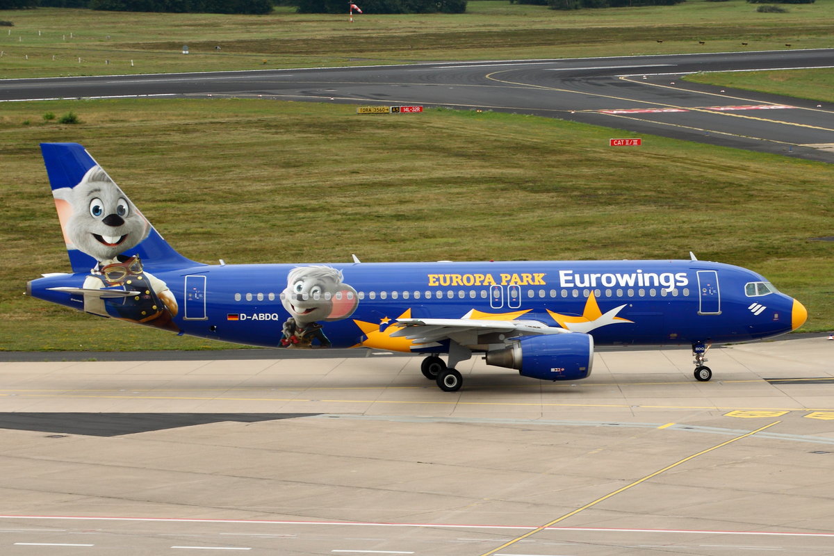 Eurowings (Europa Park Livery), D-ABDQ, Airbus A320-214; rollt zum Start in Köln-Bonn (CGN/EDDK) nach Barcelona (BCN). Aufnahmedatum: 16.07.2017.