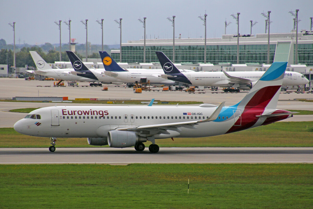 Eurowings Europe, OE-IQC, Airbus A320-214, msn: 7019, 10.September 2022, MUC München, Germany.
