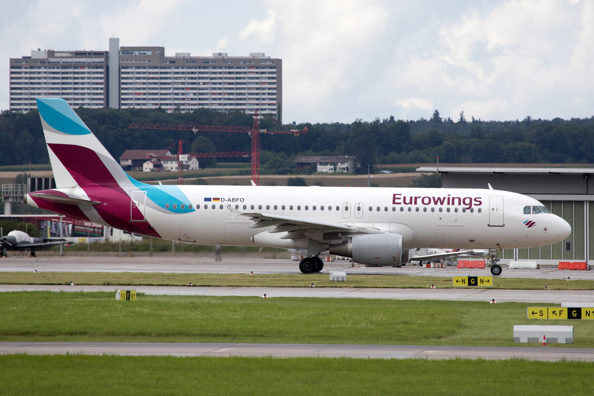 Eurowings (EW-EWG), D-ABFO, Airbus, A 320-214, 05.08.2021, EDDS-STR, Stuttgart, Germany