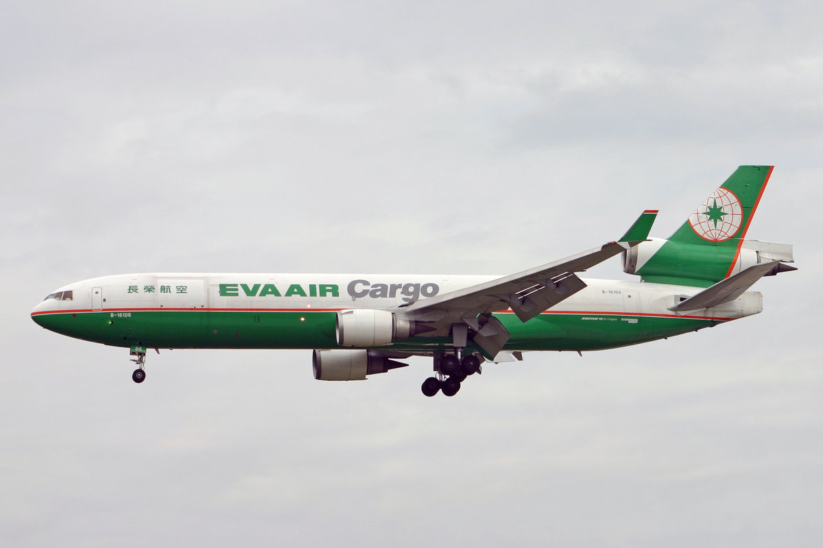EVA Air Cargo, B-16106, McDonnell Douglas MD.-11F, msn: 48545/587, 20.Mai 2005, FRA Frankfurt, Germany.