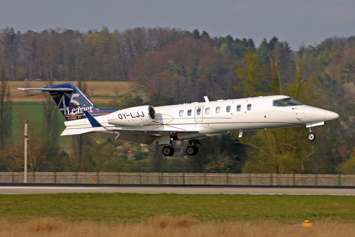 Execujet Scandinavia, OY-LJJ, Learjet 45, msn: 45-116, 09.April 2007, ZRH Zürich, Switzerland.