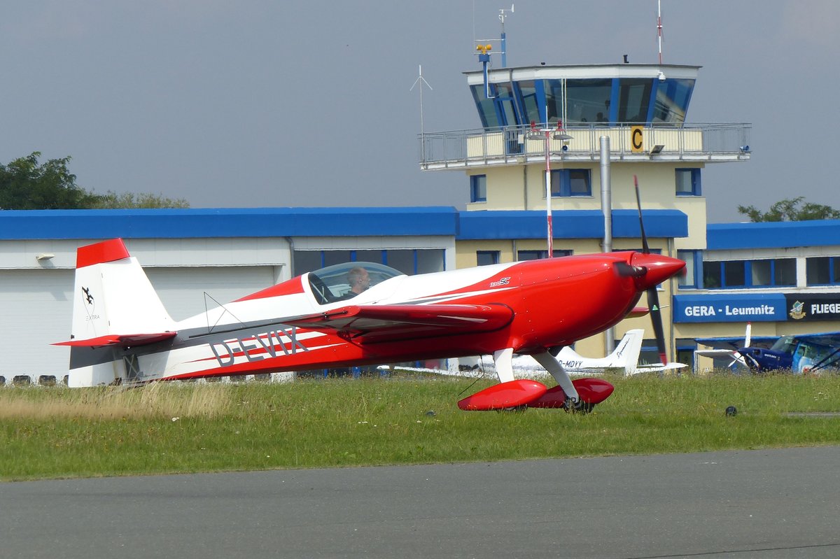 Extra 330 SC, D-EVIX, Flugplatz Gera (EDAJ), 27.8.2017