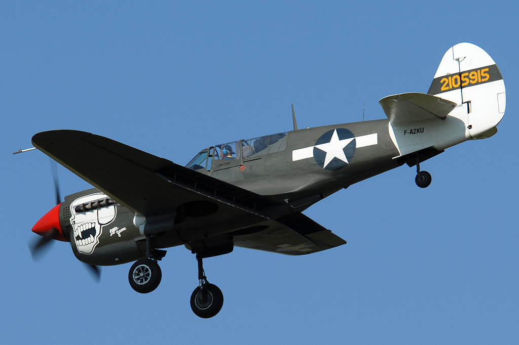F-AZKU Curtiss P-40N Kittyhawk 11.09.2016