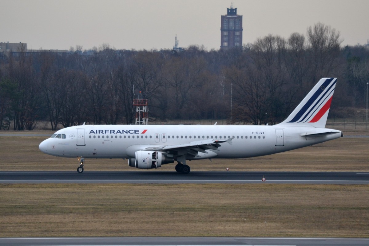 F-GJVW Air France Airbus A320-211    18.02.2014   Berlin-Tegel