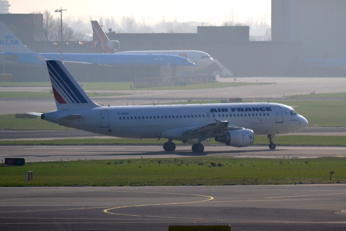 F-GKXR Air France Airbus A320-214   09.03.2014  Amsterdam-Schiphol