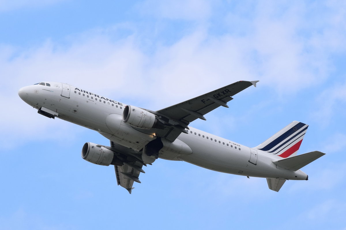 F-GKXR Air France Airbus A320-214  gestartetin München am 14.05.2016