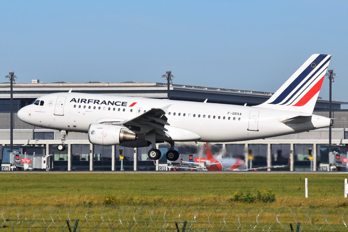 F-GRXA , Air France , Airbus A319-111 , Berlin-Brandenburg  Willy Brandt  , BER , 24.10.2021