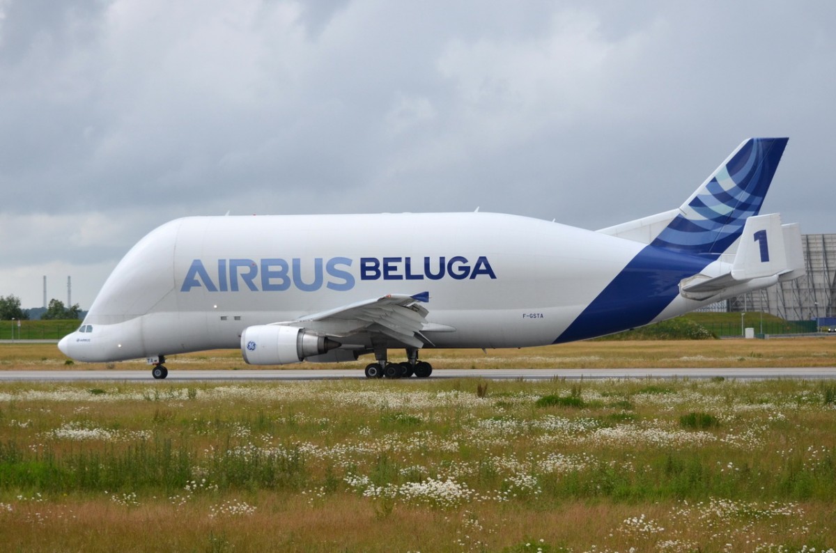 F-GSTA Airbus Transport International Airbus A300B4-608ST   gelandet in H.-Finkenwerder am 18.06.2015