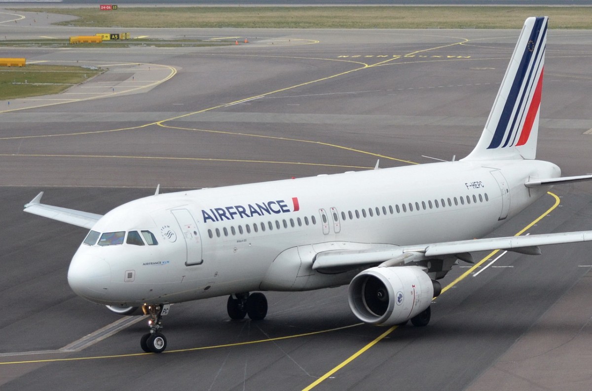 F-HEPC Air France Airbus A320-214  in Amsterdam am 15.03.2015 zum Start