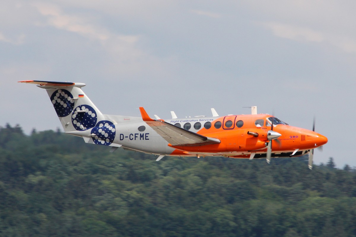 FCS, D-CFME, Beechkraft King Air 350, 19.Juni 2015, ZRH Zürich, Switzerland.