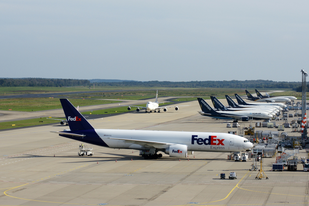FedEx Boing B777-FS2 N887FD EDDK–CGN, 23.09.2014