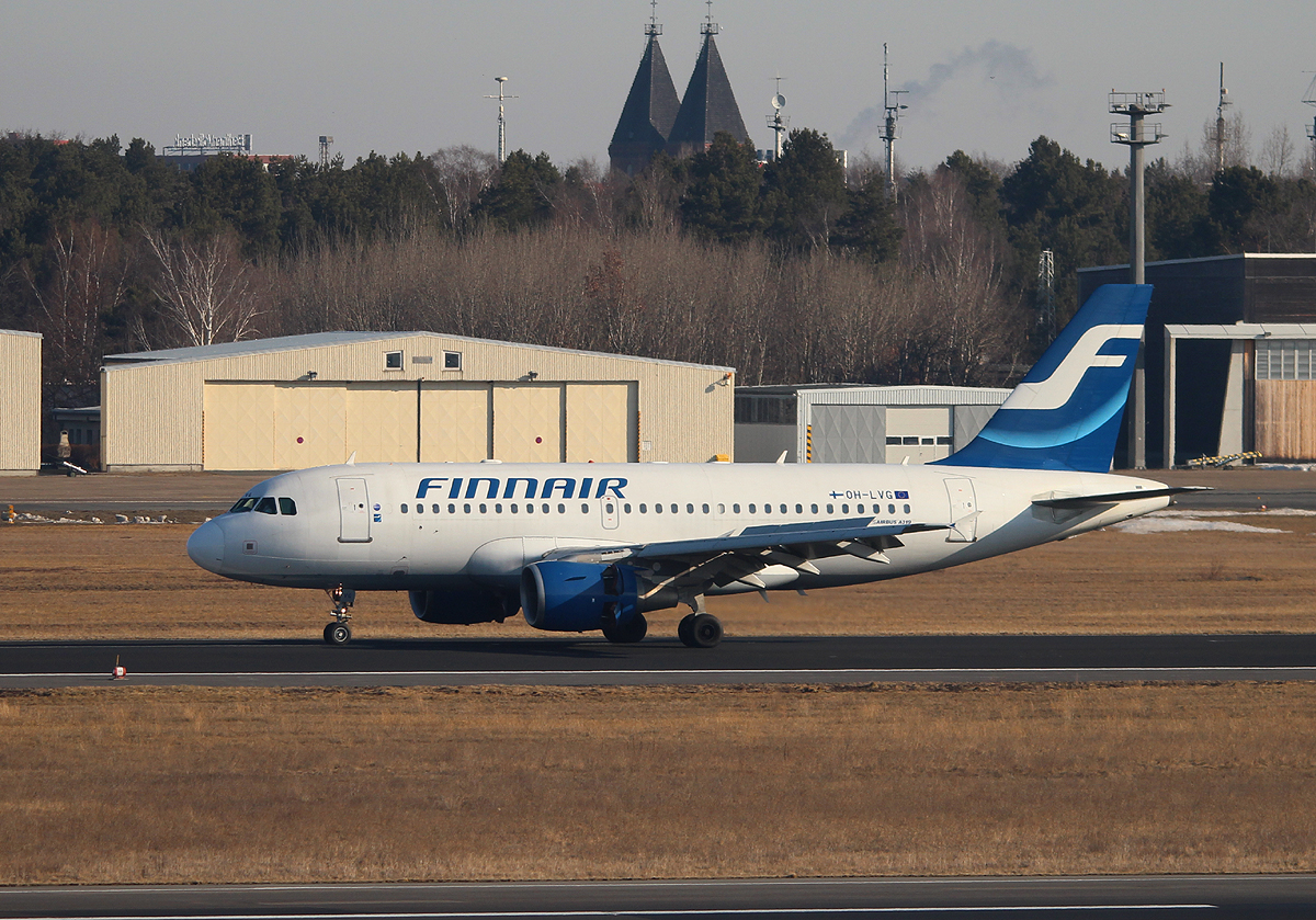Finnair A 319-112 OH-LVG nach der Landung in Berlin-Tegel am 07.04.2013