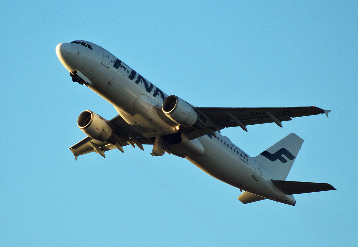 Finnair, Airbus A 320-214, OH-LXB, TXL, 20.12.2019