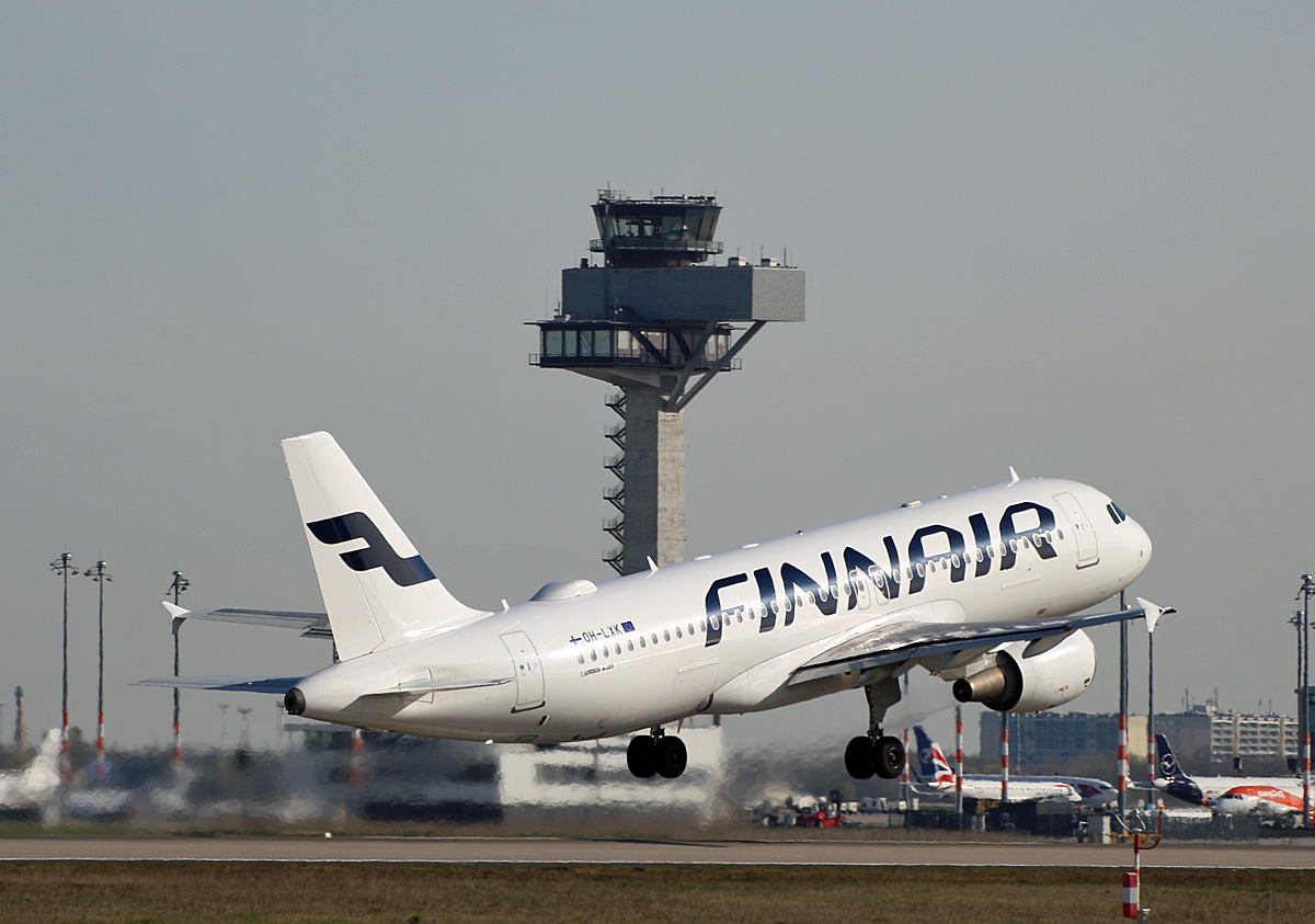 Finnair, Airbus A 320-214, OH-LXK, BER, 17.04.2022