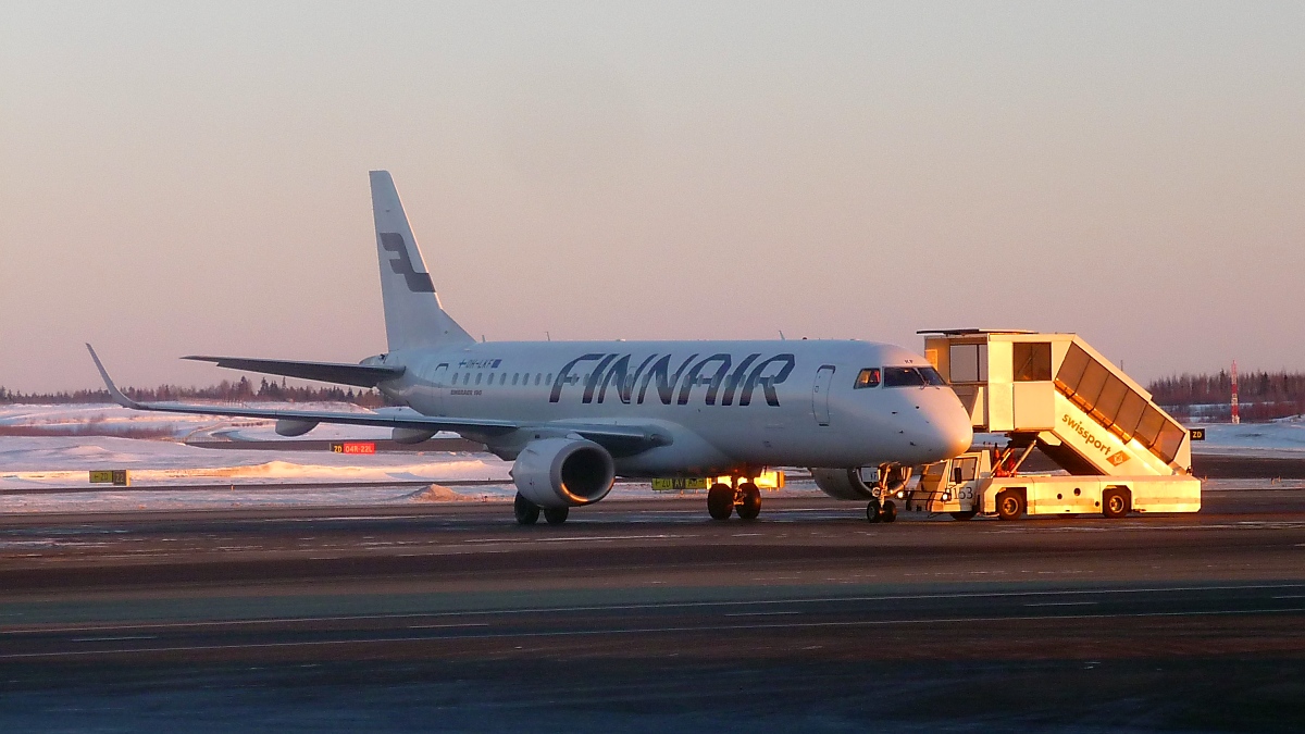 Finnair Embraer ERJ-190-100LR, OH-LKF, am Flughafen Helsinki-Vantaa, 9.3.13 
