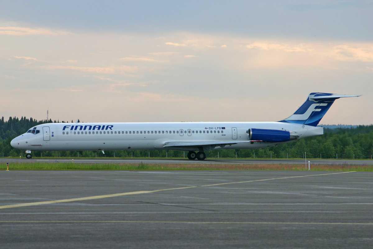 Finnair, OH-LPB, McDonnell Douglas MD-83, msn: 49966/2047, 30.Juli 2005, KUO Kuopio, Finnland.