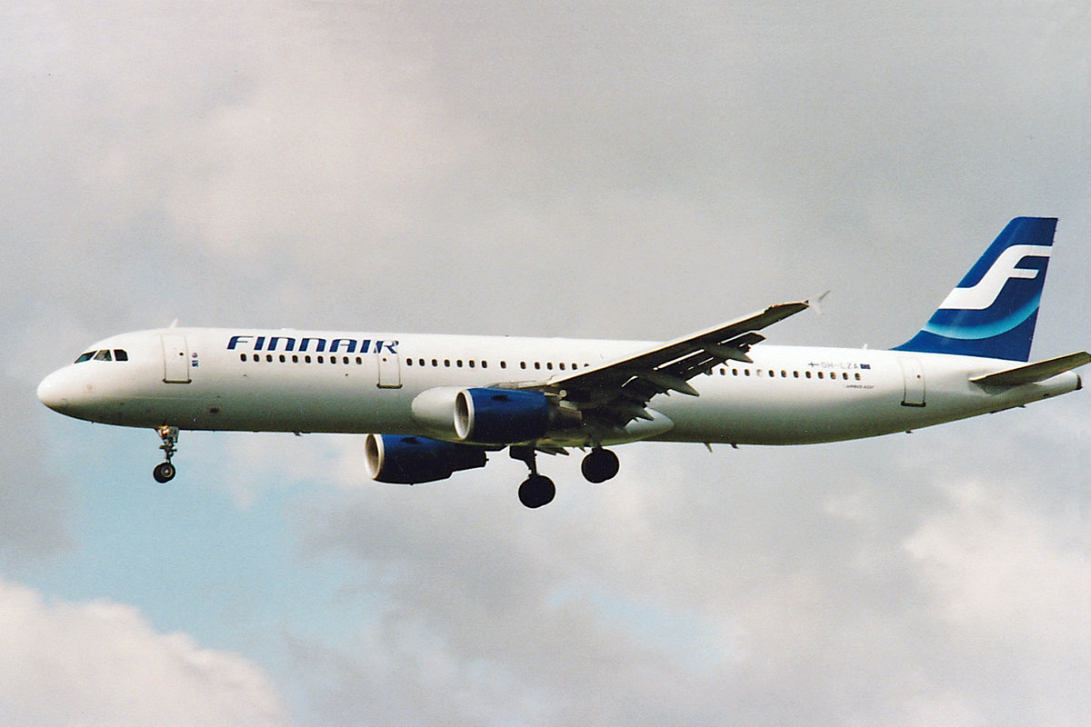 Finnair, OH-LZA, Airbus A321-211, msn: 941, Mai 2000, ZRH Zürich, Switzerland.