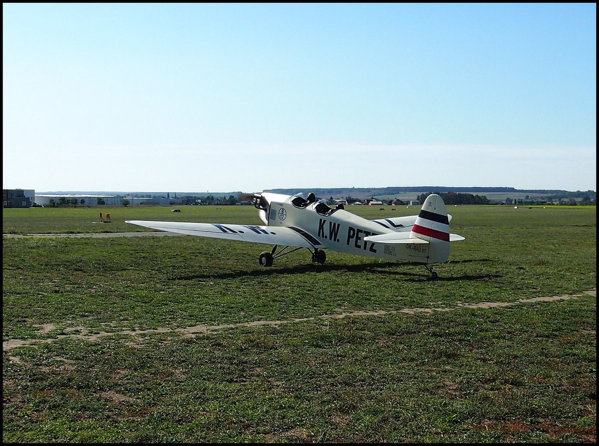 Fliegen Replik(OK-RAU07) KLEMM L25H - Trainingsflugzeug(1926), Luftfahrtmuseum Mladá Boleslav am 22.9.2019.
