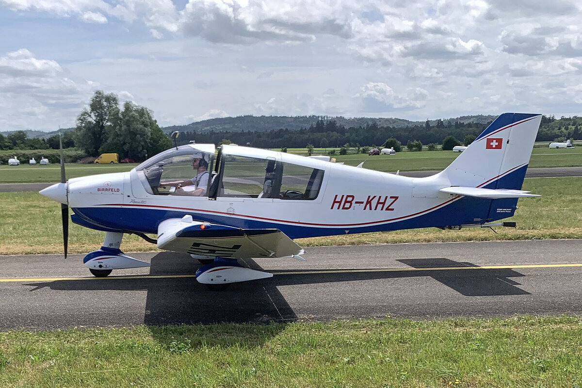 Fliegerschule Birrfeld AG, HB-KHZ, Robin DR 400/180 R, msn: 2661, 07.Juni 2026, Birrfeld, Switzerland.