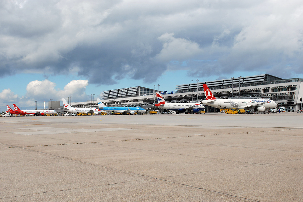 Airport, 13.06.2017, IFJ, Isafjördur, Iceland Flugzeugbild.de