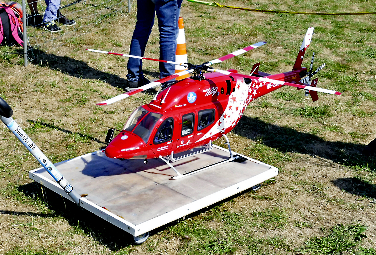 Flugmodell, Nachbildung der Air-Zermatt Bell 429, HB-ZSK in Müggenhausen - 02.09.2018